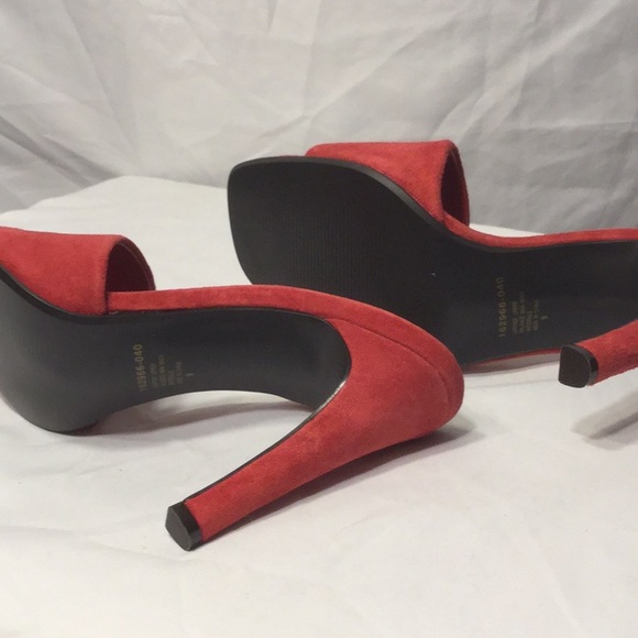 Colin Stuart does this suede rust mule! - Picture 4 of 5